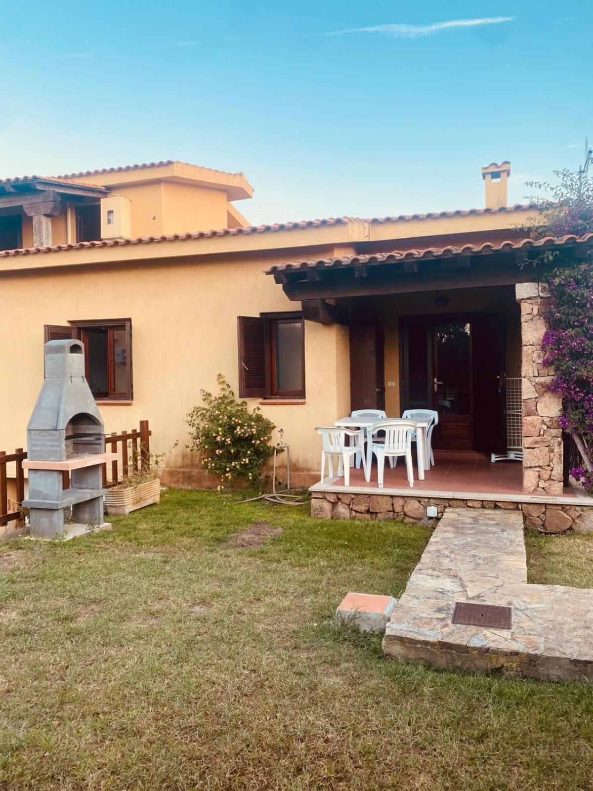 Villette Oasi San Teodoro  Exterior foto